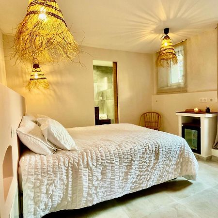 La Parenthese Du Var - Chambre D'Hotes Petits Dejeuners Inclus Et Terrasse Ombragee Saint-Antonin-du-Var Bagian luar foto