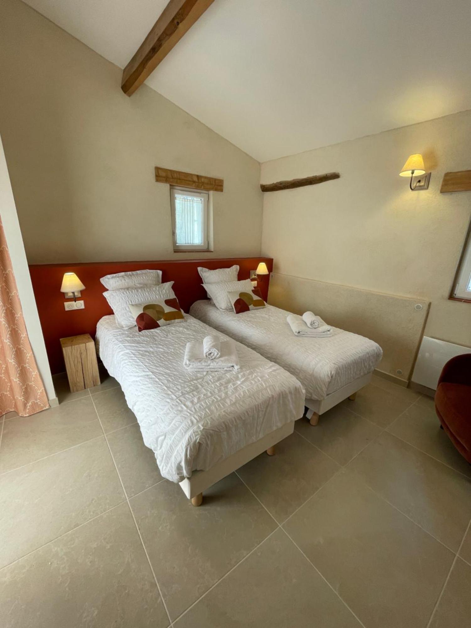 La Parenthese Du Var - Chambre D'Hotes Petits Dejeuners Inclus Et Terrasse Ombragee Saint-Antonin-du-Var Bagian luar foto