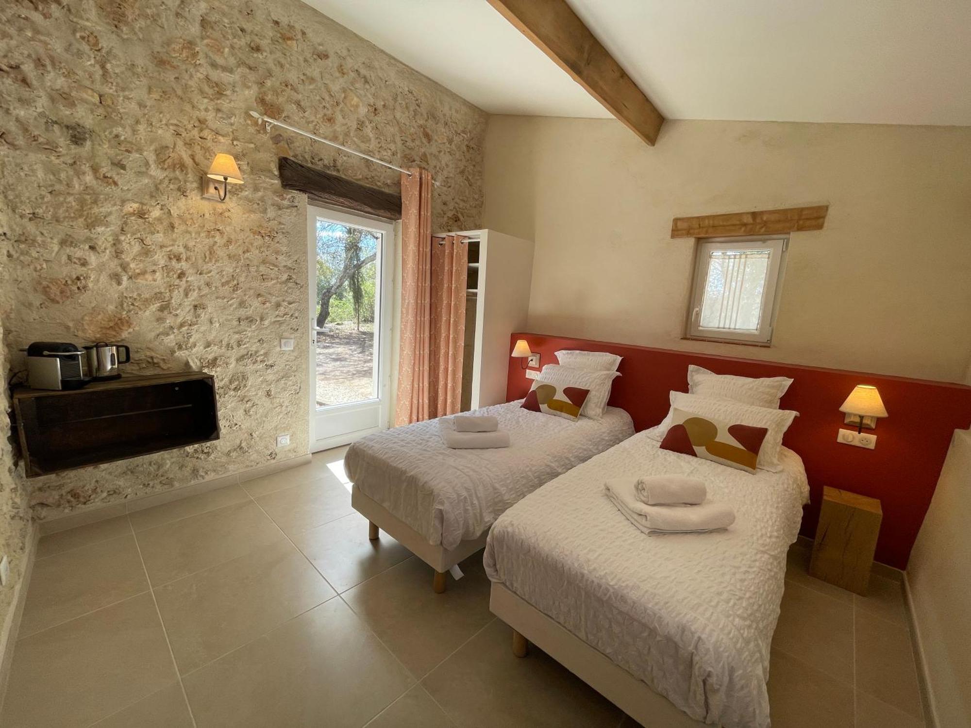 La Parenthese Du Var - Chambre D'Hotes Petits Dejeuners Inclus Et Terrasse Ombragee Saint-Antonin-du-Var Bagian luar foto